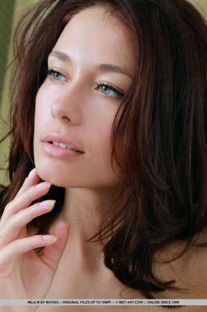 mila-m-calzini-15 thefappeningblog.com.jpg