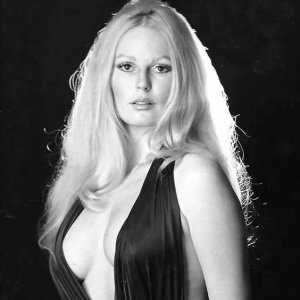Veronica Carlson (4).jpg