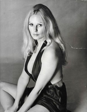 Veronica Carlson -4837.jpg