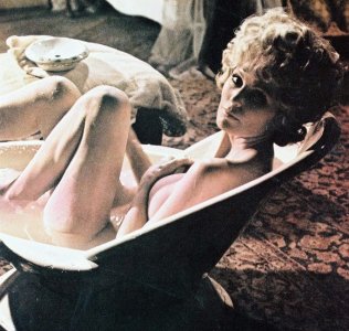 Veronica Carlson3.jpg