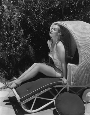 Carole Lombard 1935.jpg