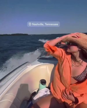 Olivia Holt - 1__4_.jpg