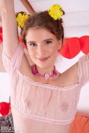 0001-05 thefappeningblog.com.jpg