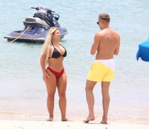 Holly Hagan Sexy - TheFappeningBlog.com 4.jpg