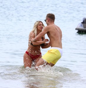 Holly Hagan Sexy - TheFappeningBlog.com 20.jpg