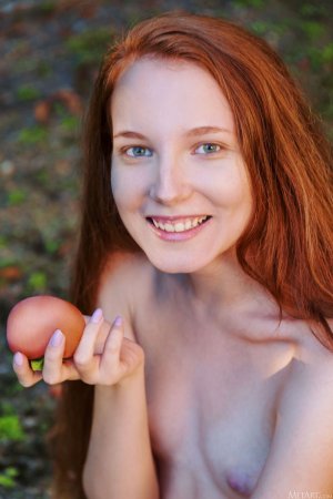 0010-17 thefappeningblog.com.jpg