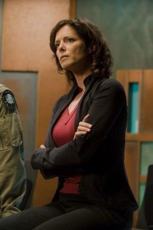 elizabeth-weir-stargate-dd9a370f-0033-468d-835c-6bbbe894fd2-resize-750.jpeg