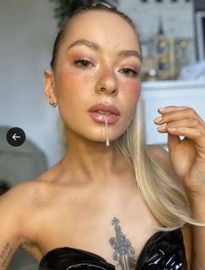 Screenshot_20251002_192855_Samsung Internet.jpg