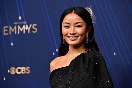 Anna_Sawai_at_77th_Primetime_Emmy_Awards_in_Los_Angeles_09-14-20250007.jpg