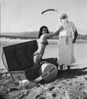 Vivian Maledy -oid05qNgVY1suchdko1_1280.jpg