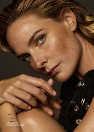 rebecca-ferguson-for-tudum-magazine-october-2025-6.jpg