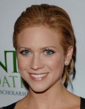 brittany-snow-at-point-foundation-award-ceremony-11-03-2007-0.jpg