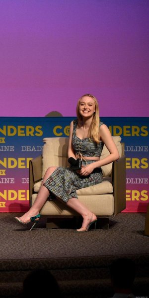 2025-09-28_1nsglnk_1_2018 TNT 'The Alienist' Presentation, The Contenders Emmys presentend by ...jpg