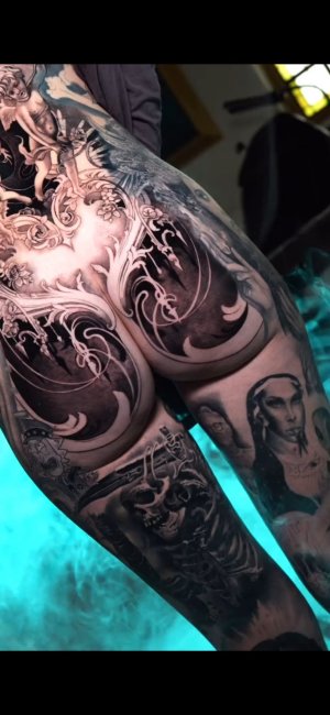 Screenshot_20251006_234958_Video Player.jpg