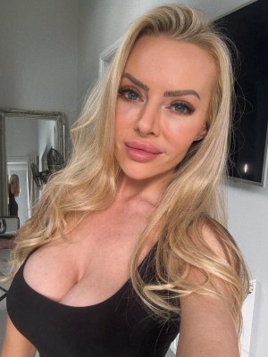 officialhannahclaydon__2025-09-10T094839.000Z_3.jpg
