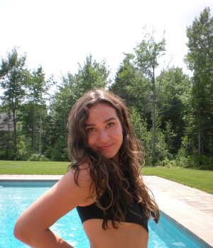 Courtney Sarault (10).jpg