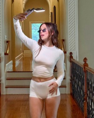 1000037916.jpg 1000037916.jpg