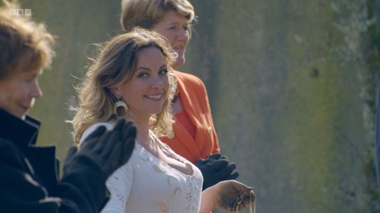 Charlotte.Church_Celebrity.Traitors_s01e01_sausages-008.jpg Charlotte.Church_Celebrity.Traitors_s01e01_sausages-008.jpg