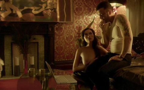 cara_gee_d06a31 fake.png