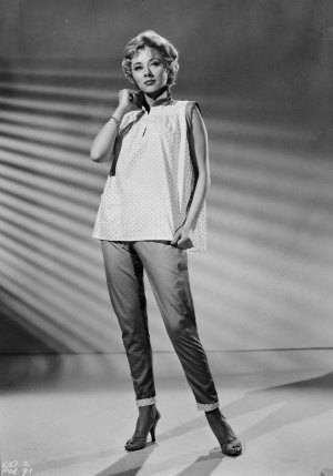 Carole Lesley (8).jpg