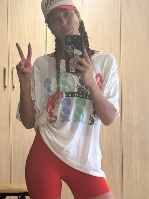 Jessica Alba in short tights 1.jpg