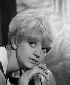 Goldie Hawn (12).jpg