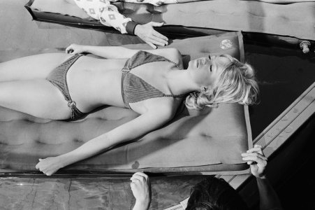 Goldie Hawn (22).jpg