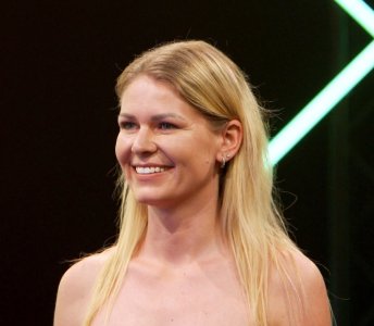 Screenshot_20251015_180836_Video Player.jpg