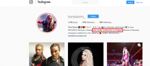 Toni Storm sees through LutherKunt.png