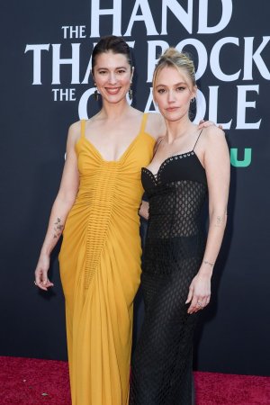 eJmNGx70_o with Maika Monroe.jpg