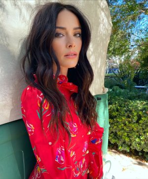 abigailspencer_567471568_18538038703008603_3722575855859478077_n.jpg