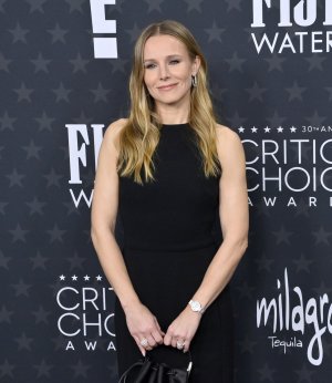 30th Annual Critics Choice Awards in Santa Monica 02.07.2025 564944449_kb-3.jpg