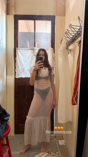 Odette Annable - wearing a dress.jpg