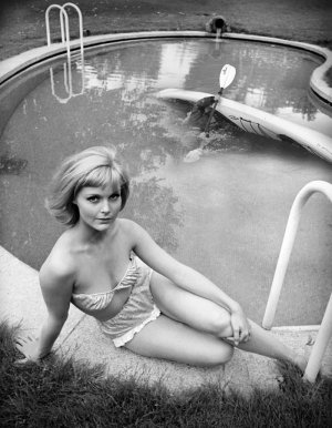 Carol Lynley (3).jpg