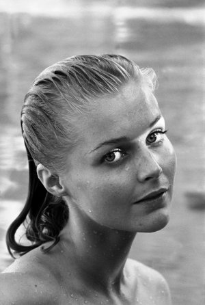 Carol Lynley (9).jpg