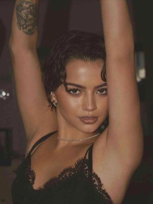 Isabela Merced aa1.jpg