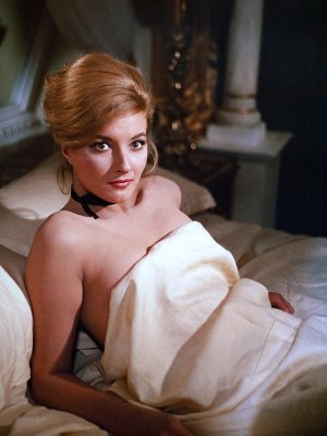 Daniela Bianchi 1963 (1).jpg