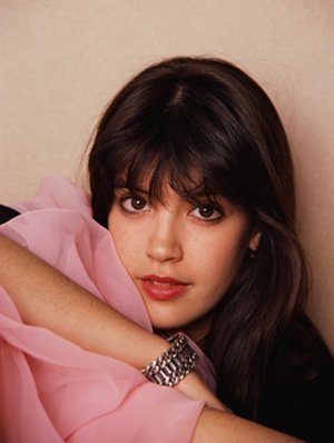 Phoebe Cates 1984 - Nbj46rna2V1qgpddwo.jpg