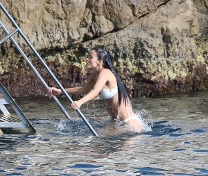 Gizele Oliveira - TheFappeningBlog.com 13.jpg