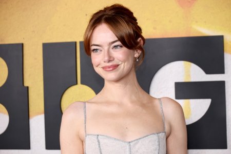 Emma Stone - attends Focus Features' Bugonia New York Premiere - October 21, 2025 654028730_06...jpg