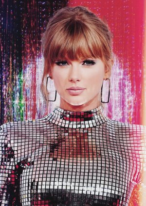 taylor_swift_-_taylor_the_life_of_a_showgirl_october_2025__6_.jpg