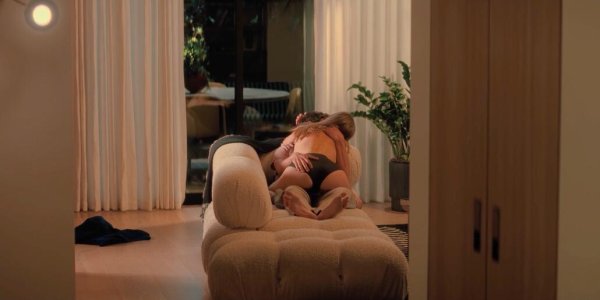 Kristen Bell - Nobody Wants This - S01E04 - 2_3.jpg