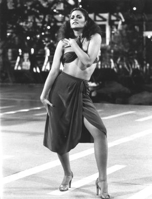 jayne-kennedy-1970s-v0-xlnfgajmymec1.jpeg