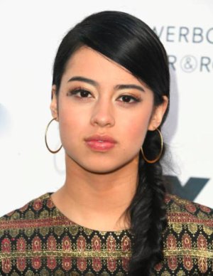 Amber Midthunder (15).jpg