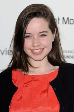 43408_Anna_Popplewell_2_122_442lo.jpg