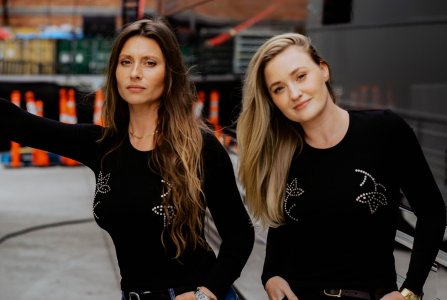 Alyson & Amanda Michalka1000156311.jpg