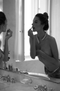 Alessandra Ambrosio Sexy & Topless - TheFappeningBlog.com 35.jpg