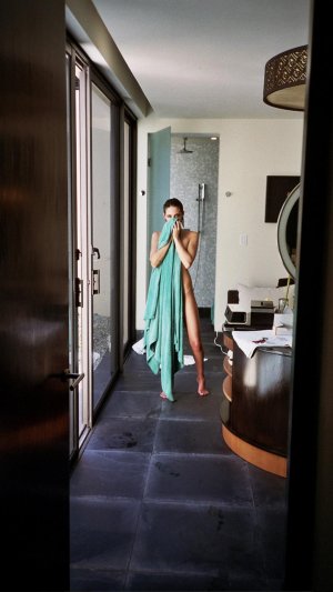 Willa Holland - holding a towel 73363444_willa.jpg