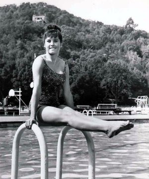 Stefanie Powers  3022613jpg.jpg