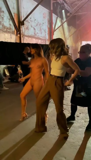 Jenna Dewan - Leggy in red dress 6 fake.png